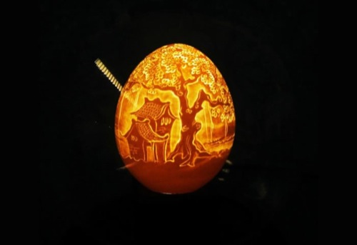 The 22 Most Impressive Egg-Based Artworks