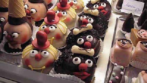 20 Least Edible Cupcakes!