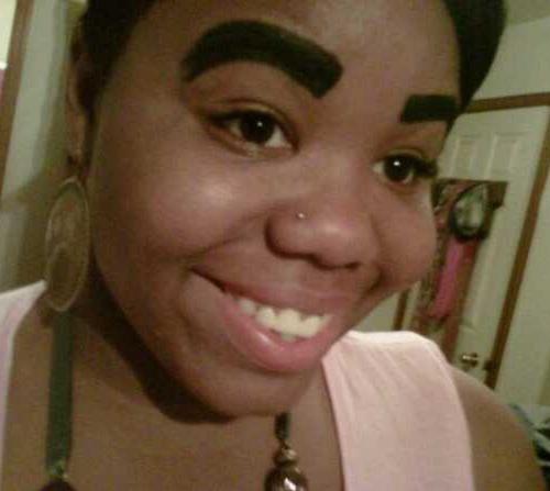 25 Terrible Eyebrow FAILS