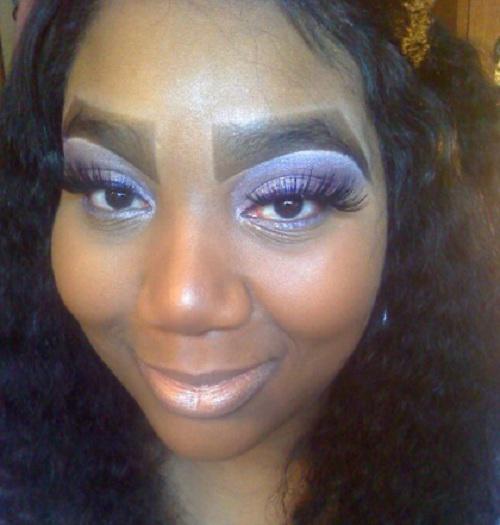 25 Terrible Eyebrow FAILS