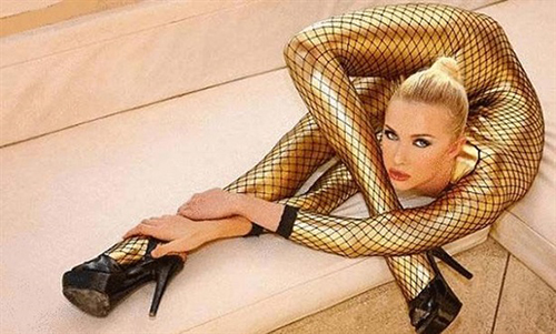 20 People That Are Unbelievably Bendy