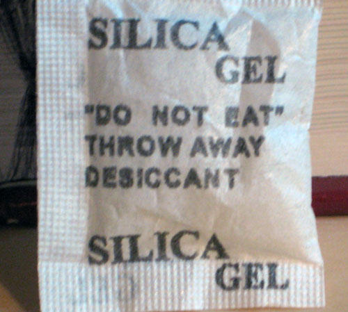 label - Silica Gel "Do Not Eat" Throw Away Desiccant Silica Gel