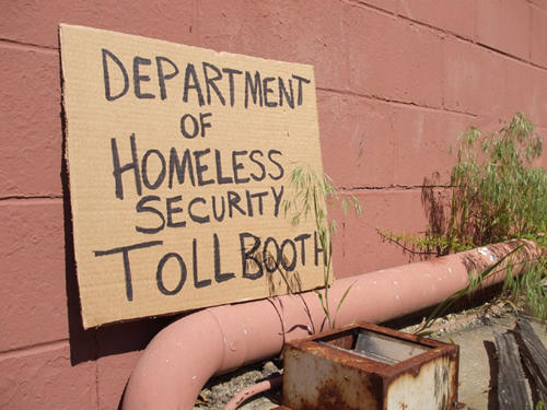 21 Very Clever Homeless Signs