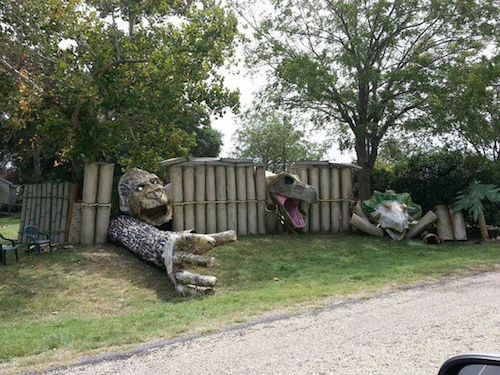 21 Incredibly Rad Things to Put on Your Front Lawn