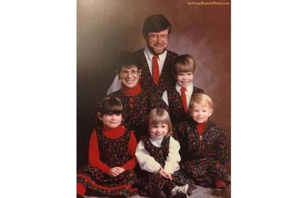 27 of the Worst Family Photos