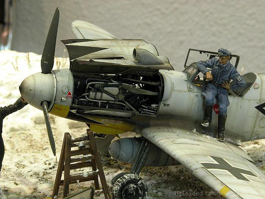 Awesome Military Models IV