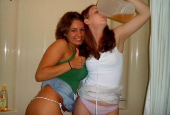 Drunk Party Girls