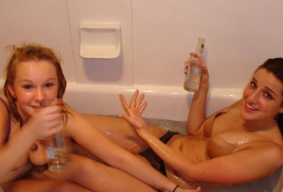 Drunk Party Girls