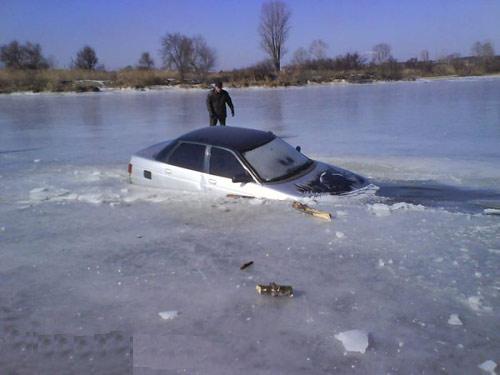 Minnesota: Land of 10,000 frozen lakes in the winter and just as many idiots.