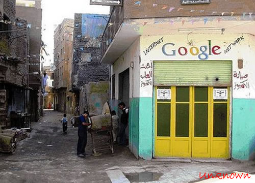 Funny Internet Cafe's from Around The World