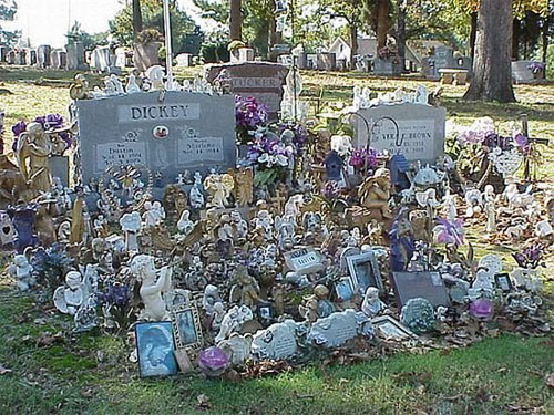 The Strangest Graves Ever Made