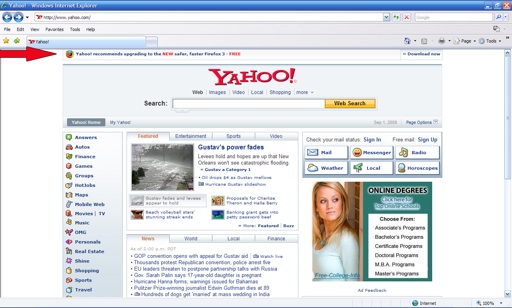 Looks like Yahoo hates Internet Explorer and recommends Firefox