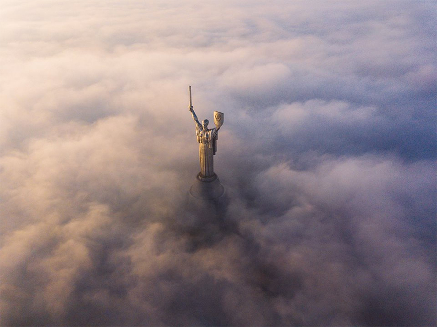 #6 People's Choice Prize, magnificent shot of a statue in Kyiv covered in fog