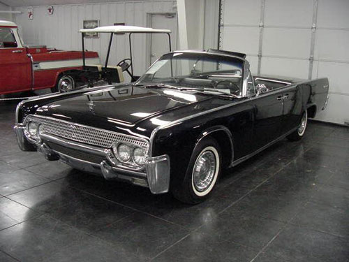 1964 Lincoln Continental convertible 