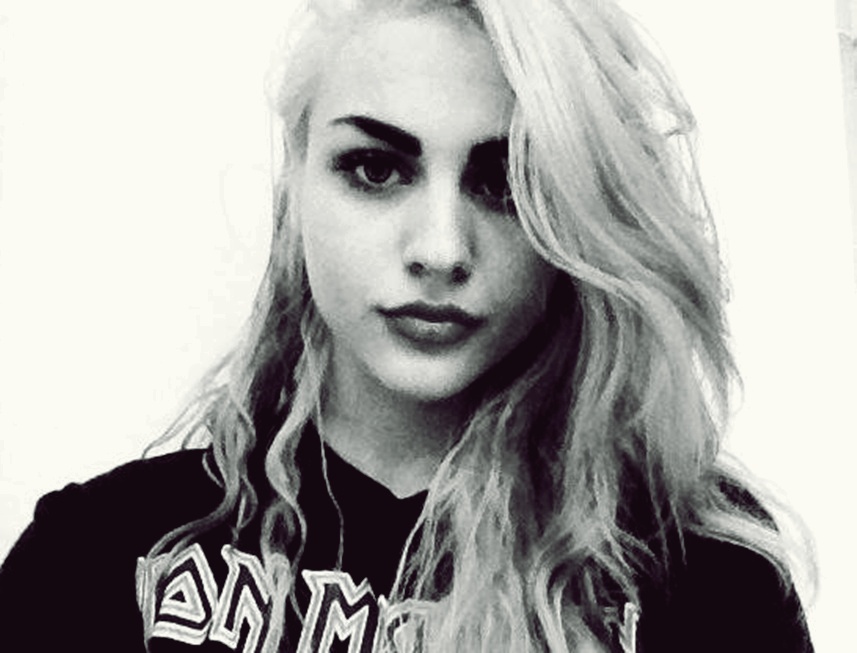 Frances Bean Cobain: Model and artist, daughter of Kurt Cobain and Courtney Love.