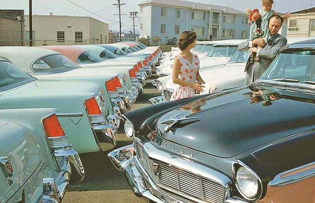 1950s car shopping -