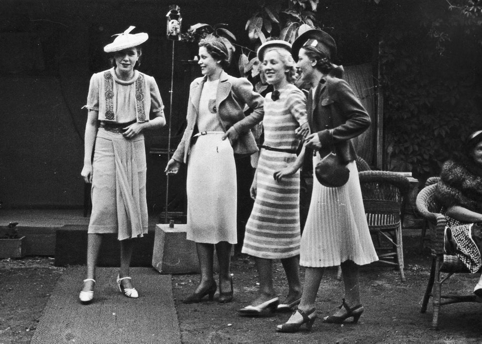 Street fashion, 1938