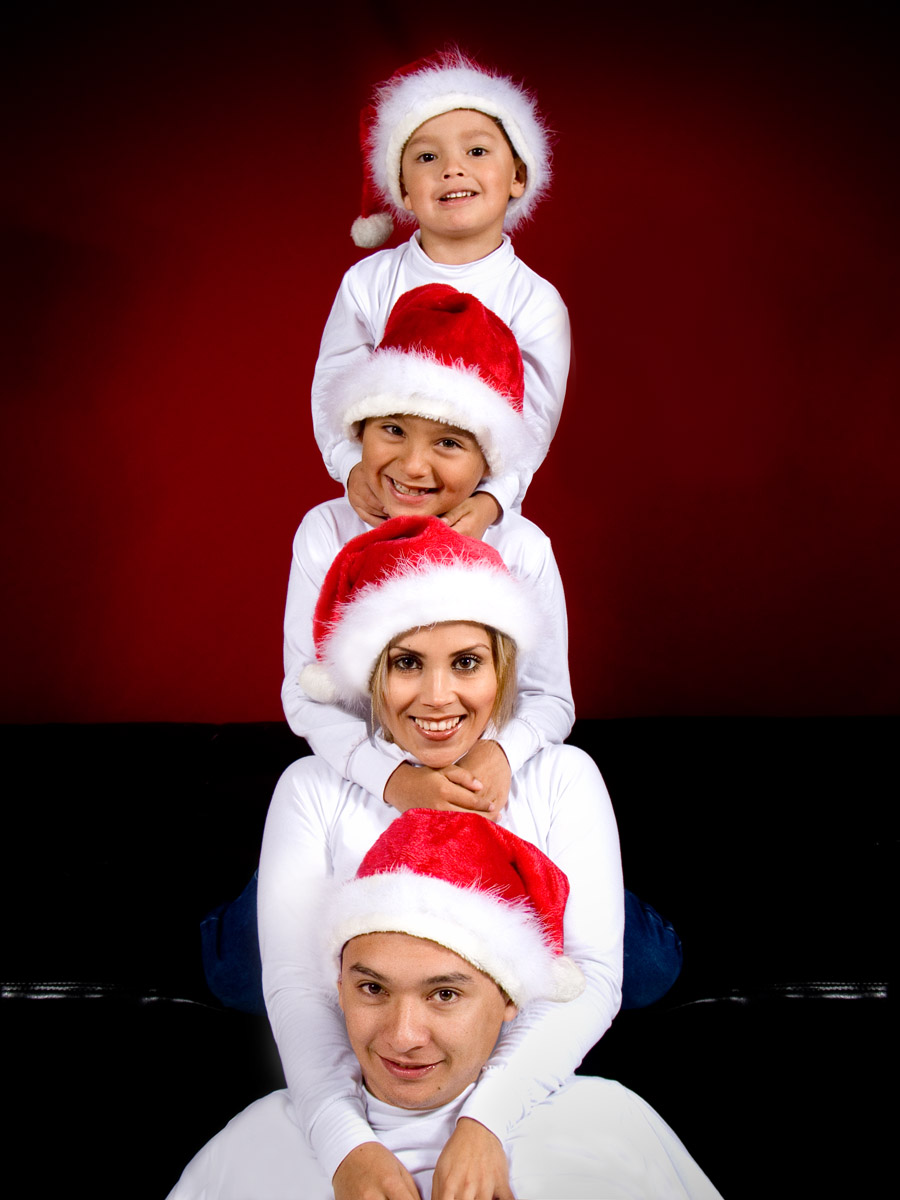 Bizzare Family Christmas Photos!