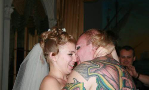 Creepy Vampire Dude Gets Married!!