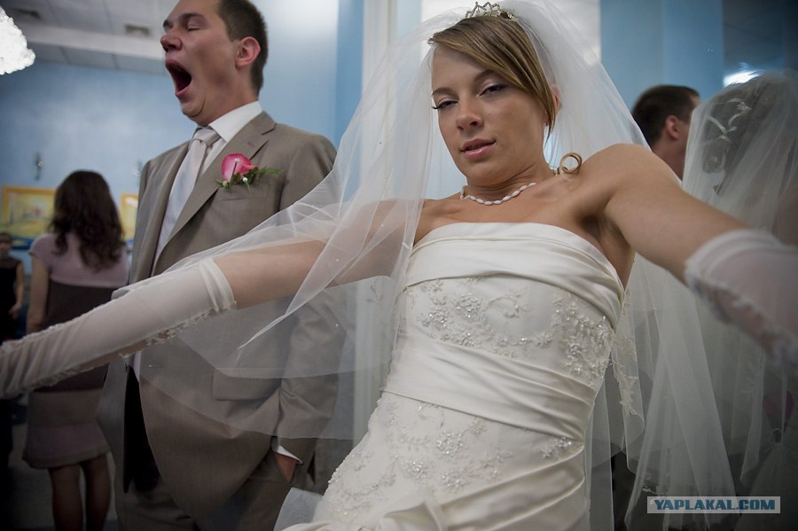 Russian Wedding Photo FAILS!