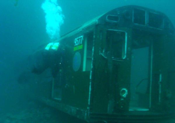 MTA uses retired subway cars to Create Reef