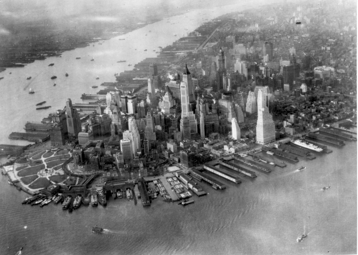 Aerial of Manhattan-1942