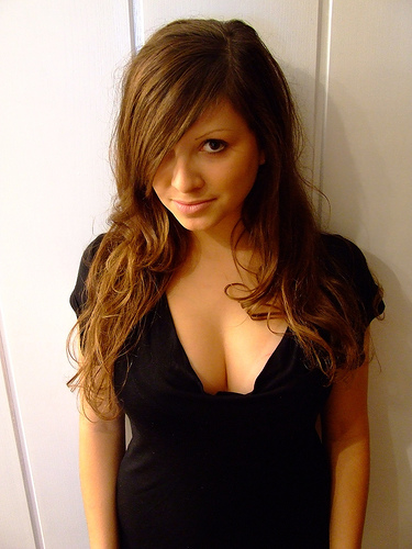 Falthor's Amazing Cleavage Gallery 3