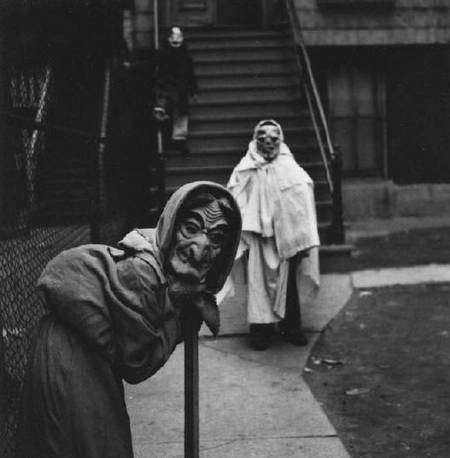 Creepy Vintage Halloween Photos...