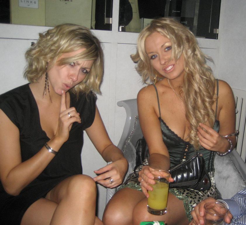 Hot Party Girl Pics