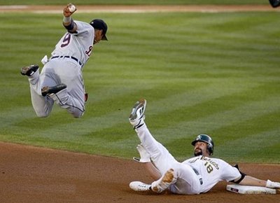 The 15 Brilliantly Timed Sports Photos