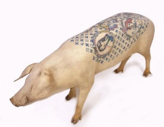 Tattooed piggies