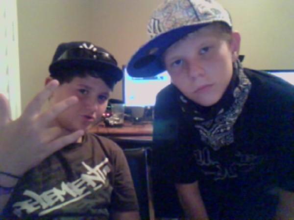 Biggie Smalls, Andre Nickatina, fucking Lil Wayne or what ever.. Bows to these gangsters. Myspace is http://www.myspace.com/joshyweirdo