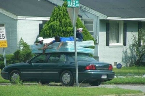 dont steal mattresses from a moving car yo