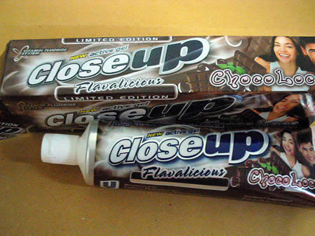 chocolate toothpaste (Philippines)