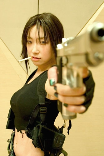 Asian girls and guns