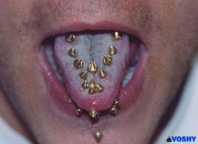 Extreme tounge peircings