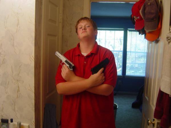 White kid tries to be Gangster... - Picture
