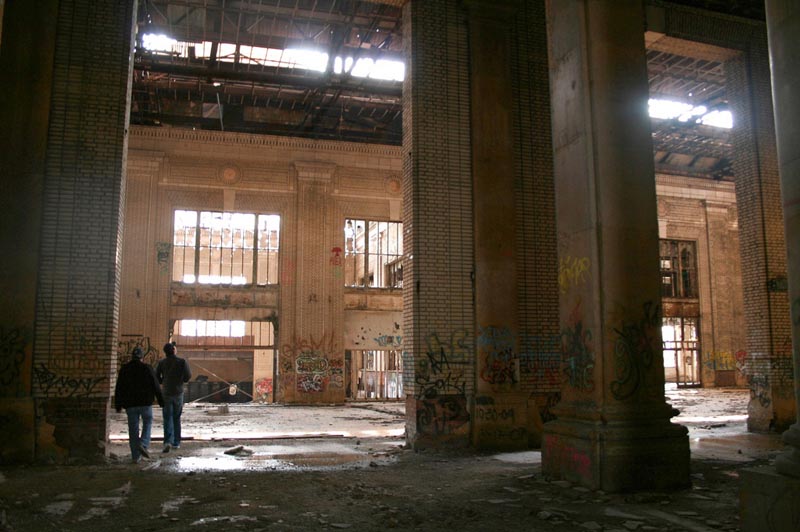 abandondoned detroit train station