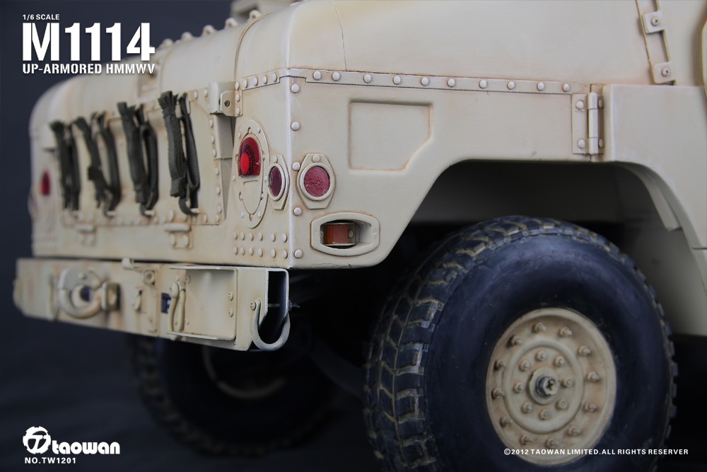 TAOWAN M1114 Up-Armored HMMWV