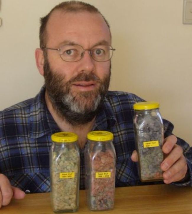 Belly Button Fluff - Australian Graham Barker has been collecting his own belly button fluff since 1984, and has the largest collection of it even though it weights in at 22.1 grams.