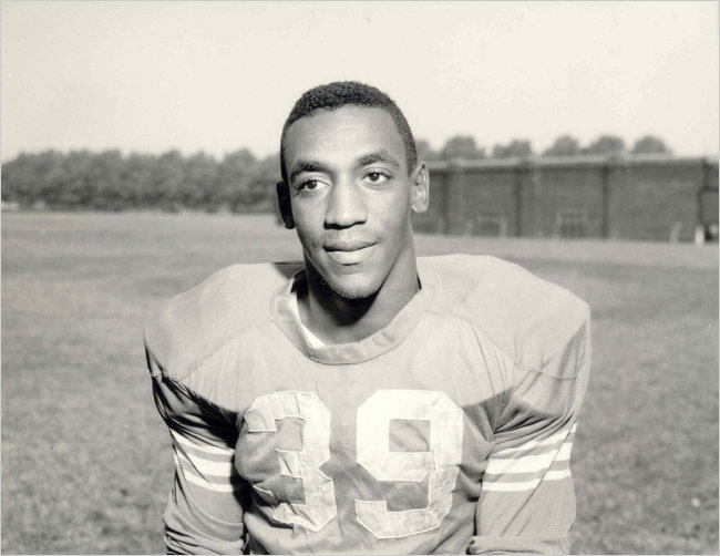 Bill Cosby when he played fullback in college for the Temple Owls. [1961]