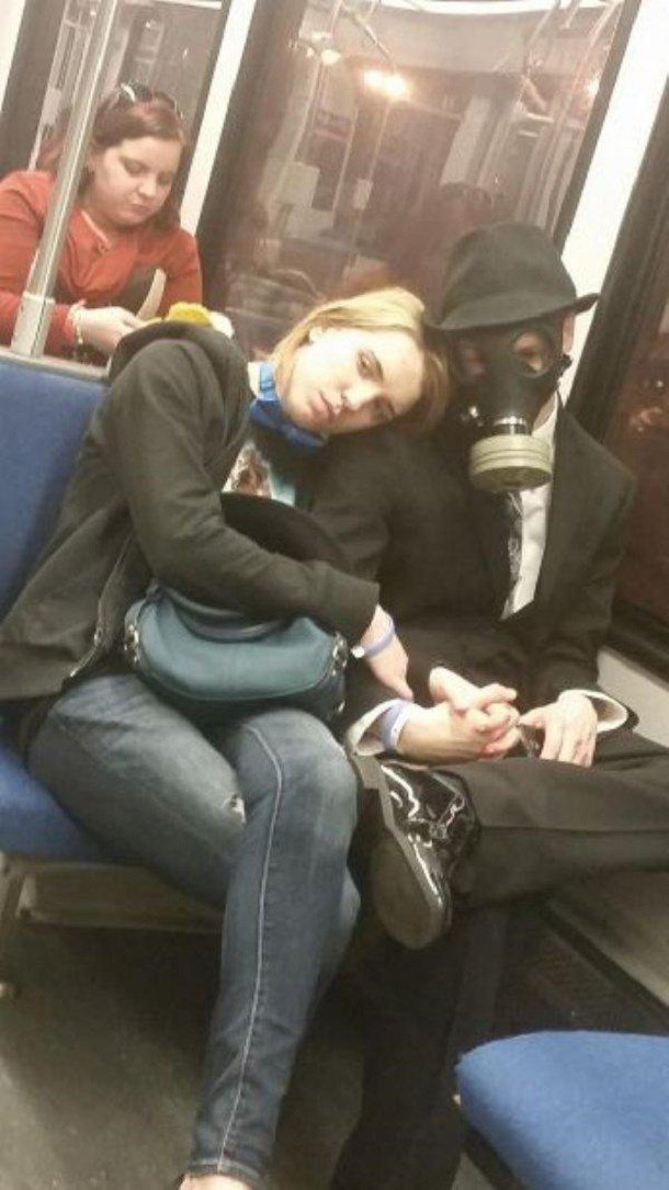 strange people in the metro
