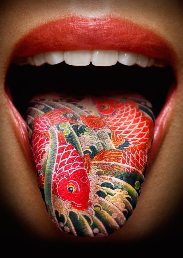 lengua tatuada