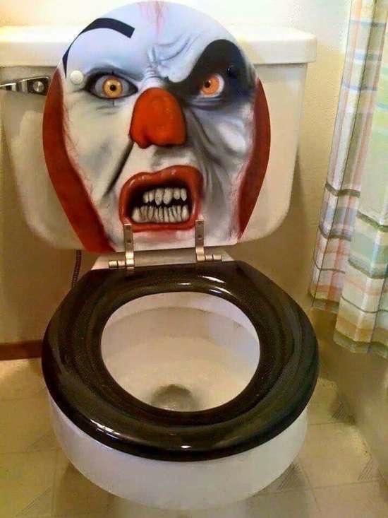 scary clown toilet seat - Coro