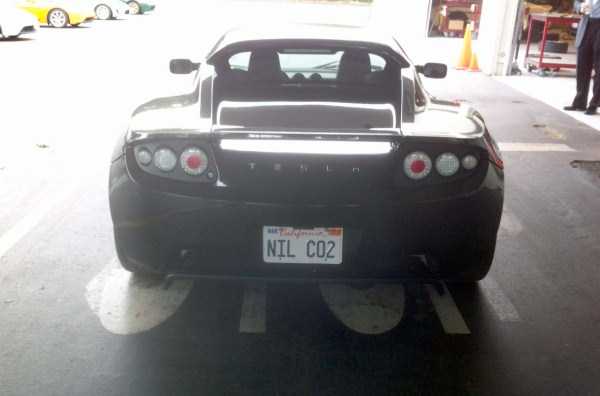 32 Hilariously Creative Tesla License Plates