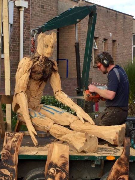 groot chainsaw carving