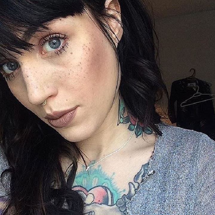 Girls Are Having Freckles Tattooed On Their Faces With New Beauty Trend