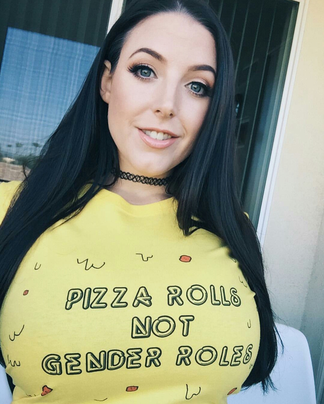 daina vivian - Pizza Rolls w Not W Gender Roles
