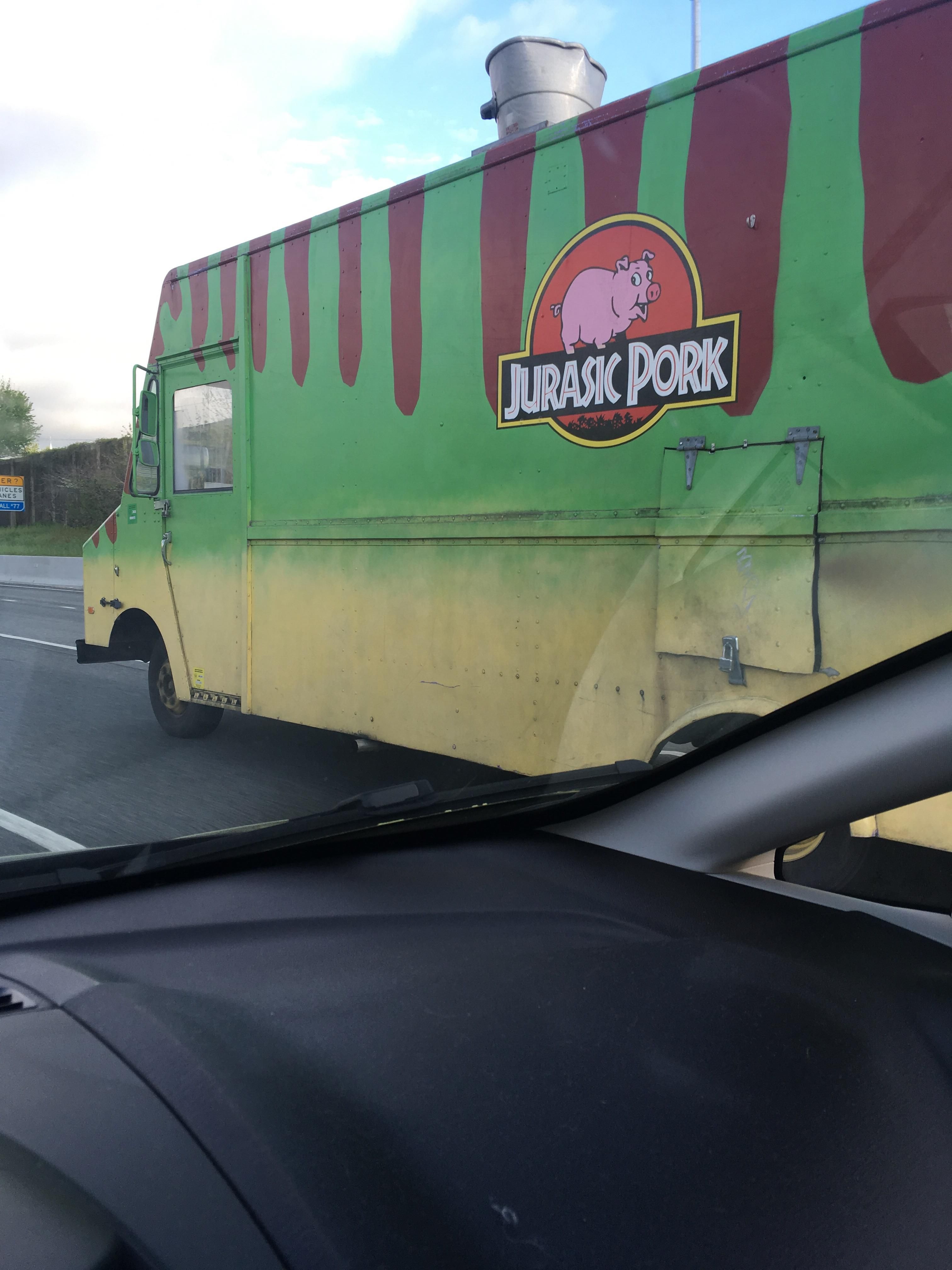 windshield - Jurasic Pork
