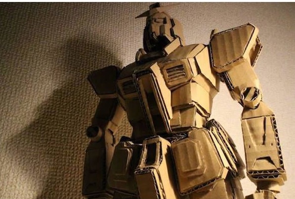 Super Creative Japanese Cardboard Artist Pushes The Boundaries Of Her Medium